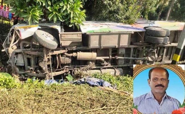 Passenger bus overturns, one dead, several injured, state highway blocked demanding compensation