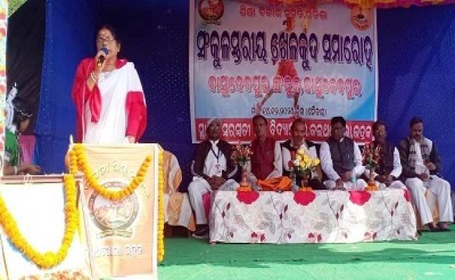 School-level sports festival at Kaithkhola Saraswati Shishu Temple