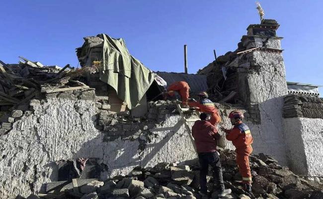 Earthquake in Nepal-Tibet, 95 dead, 130 injured