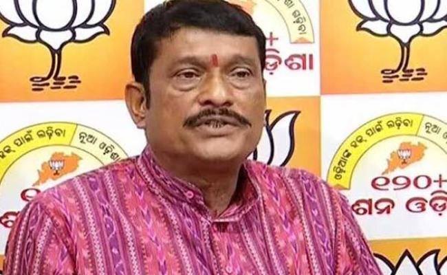 BJD leader has links with Hansita: BJP