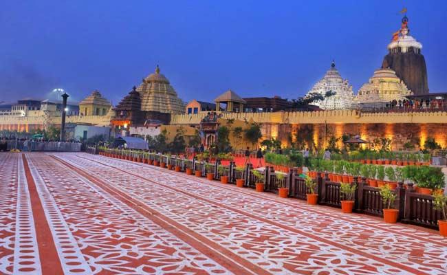 Line darshan arrangements at the temple from the 20th