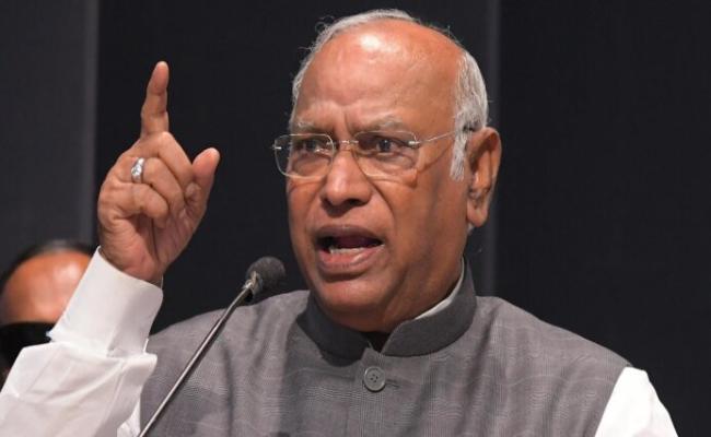 Union Budget is an attempt by Modi government to fool people: Congress President Mallikarjun Kharge