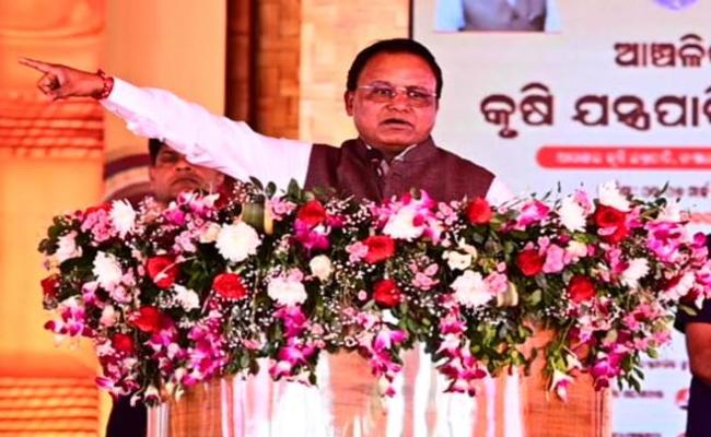 Chief Minister Mohan Charan Majhi inaugurated the Keonjhar Regional Agricultural Machinery Fair - 2025