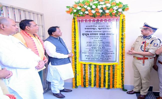 Chief Minister inaugurates 14 newly constructed police stations built at a cost of Rs. 42 crore