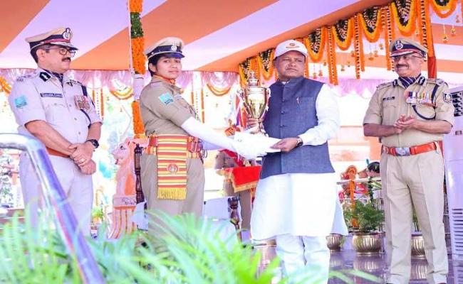 Chief Minister attends Biju Patnaik State Police Academy cadet convocation ceremony