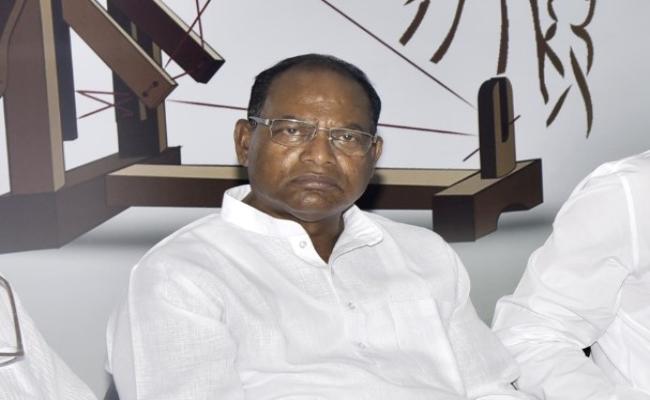 Ram Chandra Kadam writes letter to Speaker for special session of Assembly