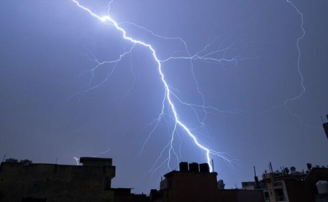 The effects of Kalbaisakhi will continue for the next five days: Yellow warning issued for 30 districts of the state with thunderstorms or lightning and wind in the next 24 hours