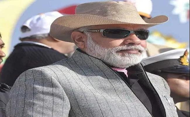 The country's biggest misfortune: A man has been only delivering dialogues for 11 years!