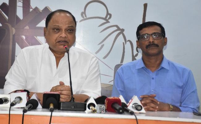 The train stopped for Adani: After Niladri BJ, the district administration should conduct an investigation within 10 days- Prasad Harichandan-Congress