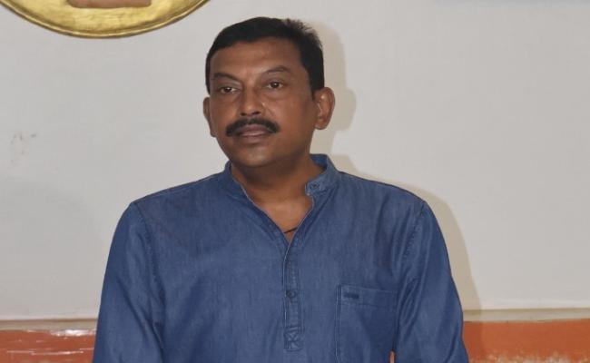 'Vote Chor leave  throne' signature campaign accelerated