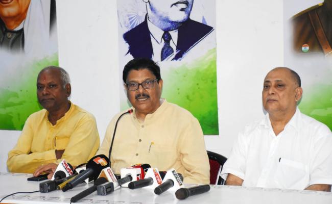 Odisha congress slams Pandian and Vaisnaba