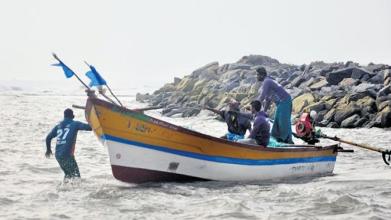 Fishermen banned from going to sea till 29th
