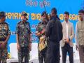 Surrender of 22 Maoists with weapons